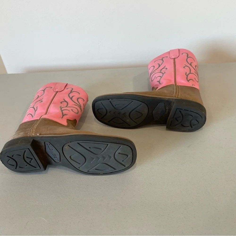Old West girls western boots leather brown and pink rodeo western cowgirl